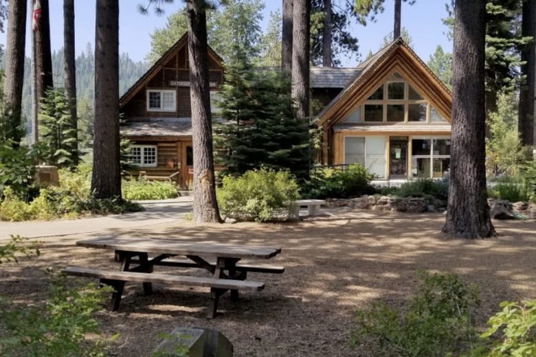 gatekeepers cabin museum outside